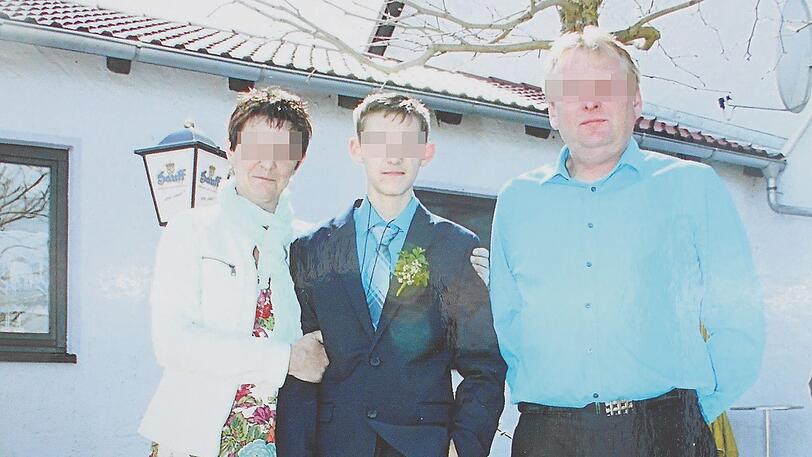 Die Familie vor der tödlichen Operation.