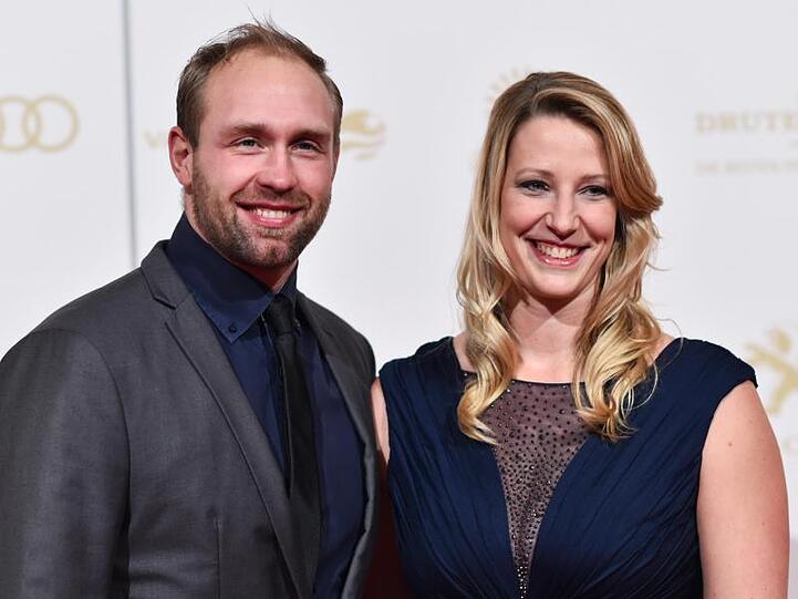 Julia und Robert Harting freuen sich über doppelten Nachwuchs.