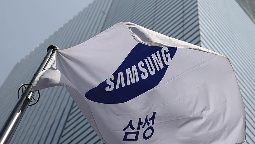 Samsung soll nach dem Willen von Geschworenen mehr als 445 Millionen Dollar wegen Patentverletzungen zahlen. (Archivbild)