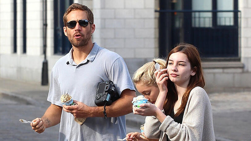 Paul Walker hinterließ eine Tochter. Sie soll jetzt wieder bei ihrer leiblichen Mutter wohnen. Paul Walker hinterließ eine Tochter. Sie soll jetzt wieder bei ihrer leiblichen Mutter wohnen.