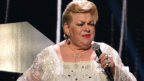 Paquita la del Barrio 2021 auf der Bühne bei den Billboard Latin Music Awards in Florida.