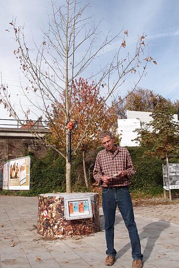 Die Kunstaktion &bdquo;stade Zeit&ldquo; des Münchner Künstlers Michael Lapper