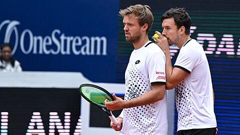 Kevin Krawietz (l) und Andreas Mies schieden bei den US Open aus.