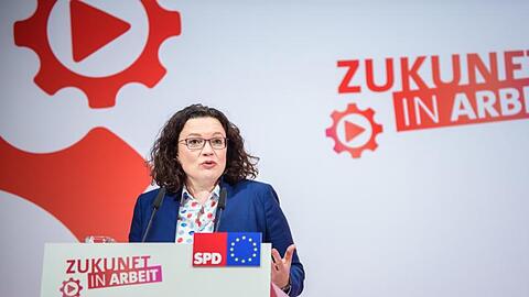 SPD-Chefin Andrea Nahles spricht nach der Klausurtagung der Parteispitze im Willy-Brandt-Haus in Berlin.