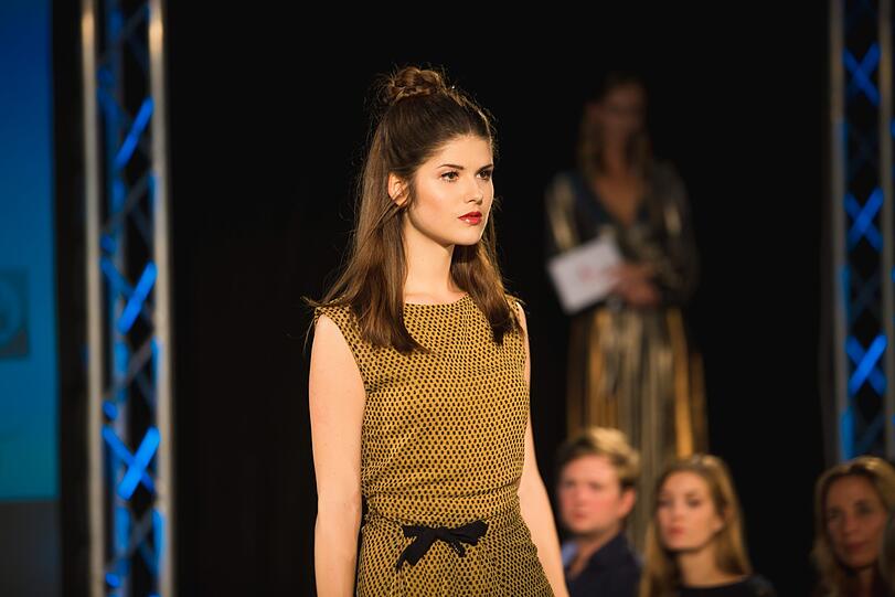 Das Finale des AZ-Modelcontests Schöne Münchnerin: Die Bilder der Gala im Deutschen Theater zum Durchklicken...