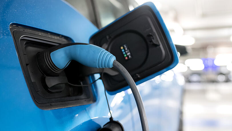 An 1.000 Stellen in München können E-Autobesitzer ihre Fahrzeuge laden.