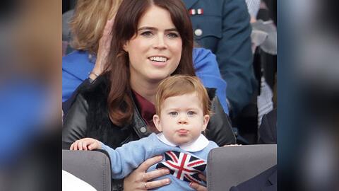 Prinzessin Eugenie und ihr Sohn August verfolgten den Festzug zum Thronjubiläum.