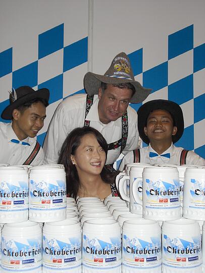 Oktoberfest in Jakarta, Indonesien.