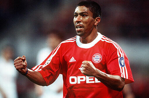 Platz 3 - Giovane Elber - 22 (in 60 Spielen) - Torquote: 0,37 Tore pro Spiel