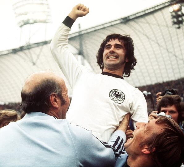 In 62 Spielen für die DFB-Elf traf Gerd Müller 68 Mal. Eine Rekordqoute für die Ewigkeit.