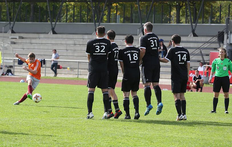 Der AZ-Freizeitkicker-Cup der Royal Bavarian Liga: Die Bilder vom Finale 2018 zum Durchklicken...