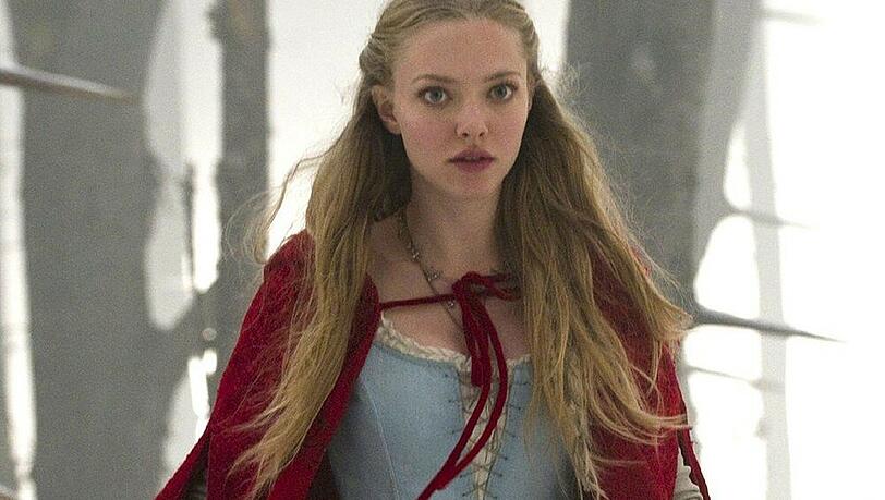 Valerie (Amanda Seyfried) will ihr Dorf um jeden Preis von den Heimsuchungen des Werwolfs erlösen Valerie (Amanda Seyfried) will ihr Dorf um jeden Preis von den Heimsuchungen des Werwolfs erlösen