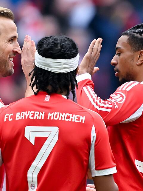 Die M&uuml;nchner Torsch&uuml;tzen (v.l.) Harry Kane, Serge Gnabry und Michael Olise beim Jubel.