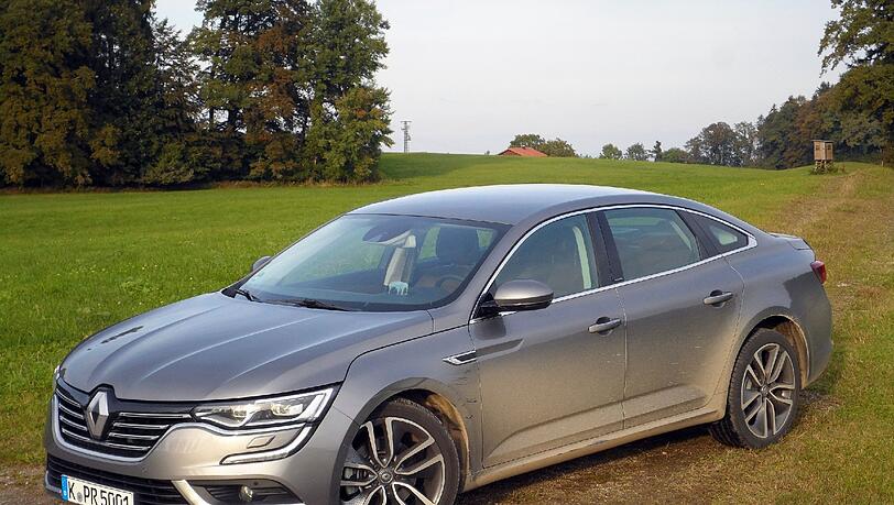 Länge läuft: Der Renault Talisman ist ein ausgewachsener Vertreter der Mittelklasse und bietet auf 4,85 Meter Länge reichlich Platz. Länge läuft: Der Renault Talisman ist ein ausgewachsener Vertreter der Mittelklasse und bietet auf 4,85 Meter Länge reichlich Platz.