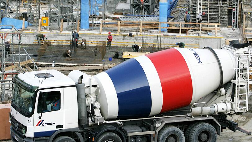 Unbekannte haben zwei schwere Betonmischer von einem Firmengelände in Würzburg gestohlen. (Symbolbild) Unbekannte haben zwei schwere Betonmischer von einem Firmengelände in Würzburg gestohlen. (Symbolbild)