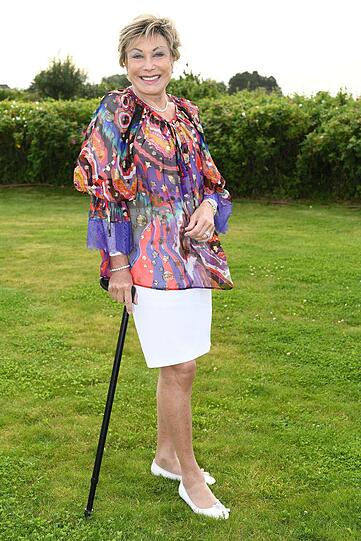 Antje Katrin Kühnemann beim Krebsessen des Ehepaars Baumann in Morsum auf Sylt
