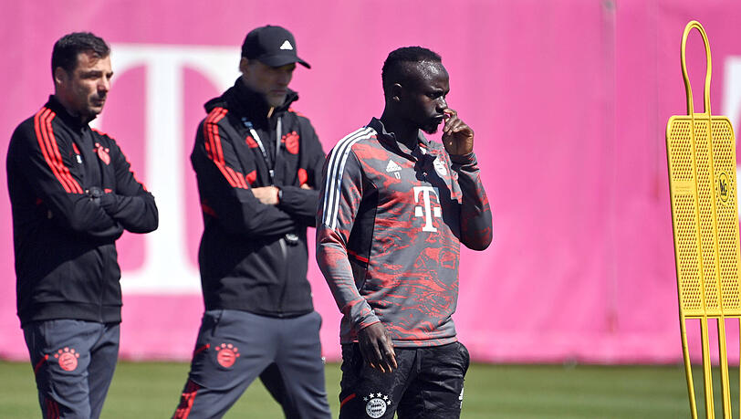 Wie geht es für Sadio Mané weiter? Noch ist seine Zukunft ungeklärt, beim FC Bayern gilt er als Verkaufskandidat. Wie geht es für Sadio Mané weiter? Noch ist seine Zukunft ungeklärt, beim FC Bayern gilt er als Verkaufskandidat.