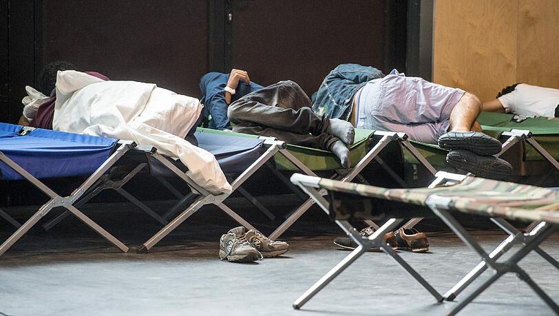 Für die Betreuung von minderjährigen Flüchtlingen müsste Berlin Geld an Passau überweisen. Für die Betreuung von minderjährigen Flüchtlingen müsste Berlin Geld an Passau überweisen.