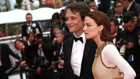 August Diehl und Valerie Pachner bei der Premiere des Films "A Hidden Life" in Cannes.