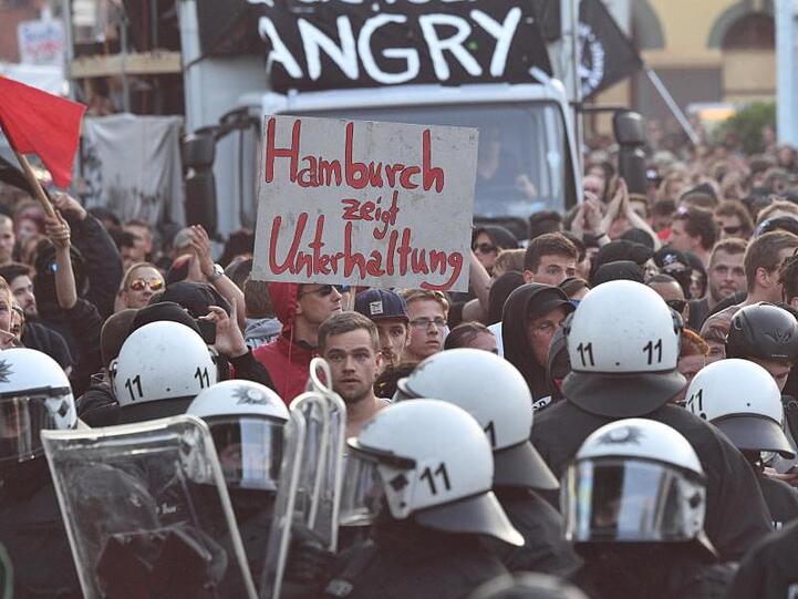 Die Proteste gegen den G20-Gipfel in Hamburg eskalierten trotz eines gigantischen Polizeiaufgebots.