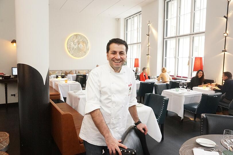 Charmanter Starkoch: Ali Güngörmüs in seinem Restaurant.
