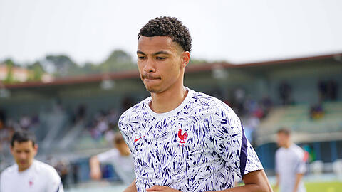 Hugo Ekitike spielt aktuell bei Stade Reims.