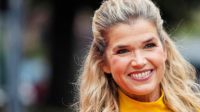 Anke Engelke ist nicht nur als Moderatorin tätig, sondern schreibt auch Bücher für Kinder.