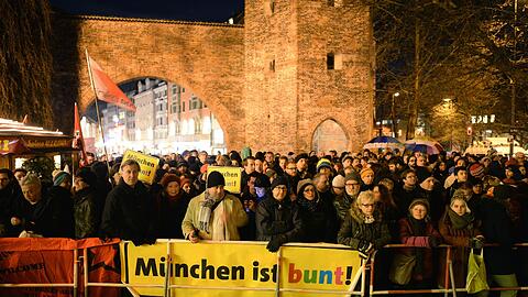 So war&rsquo;s am letzten Montag: Münchner demonstrieren gegen Pegida.