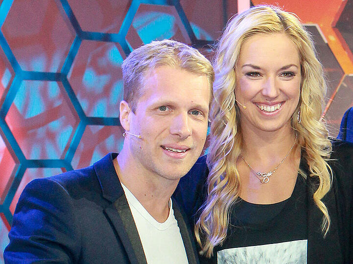 Oliver Pocher zeigt sich stolz mit seiner Freundin Sabine Lisicki