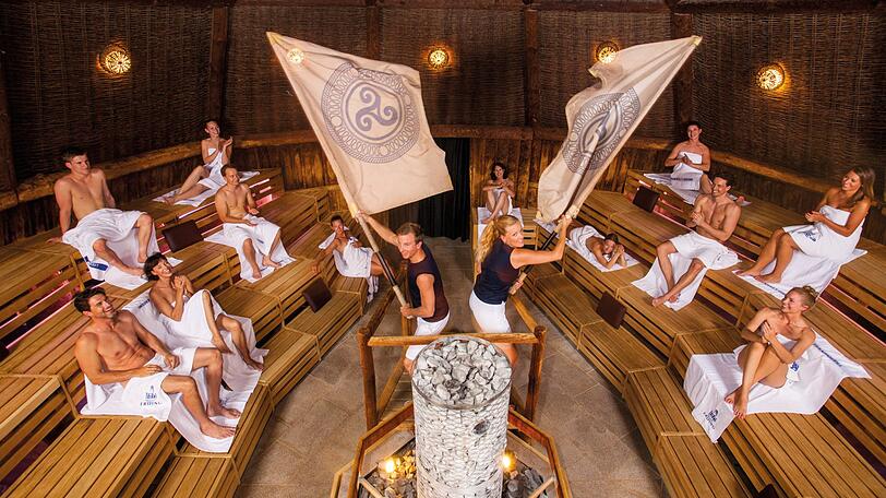 Doppelfahne in der Kelten-Thron-Sauna.