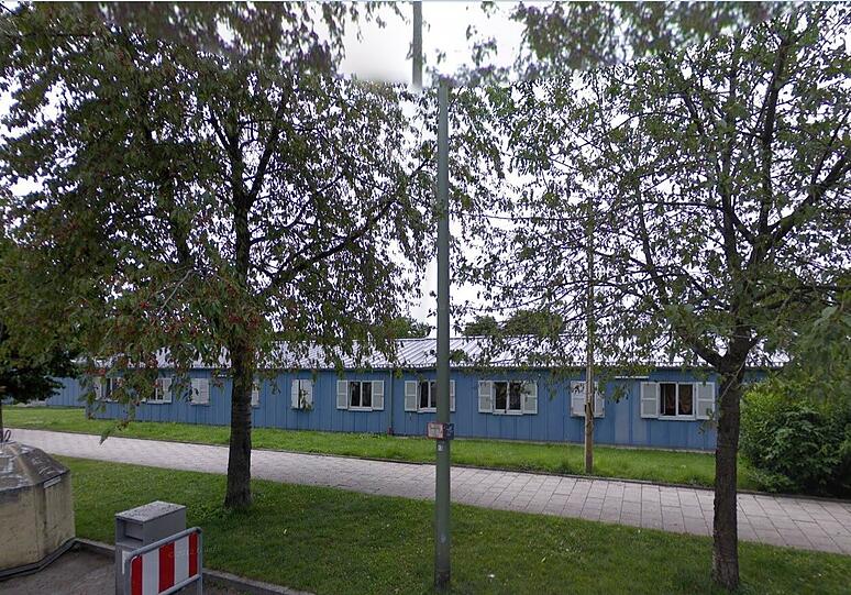 An der Burmesterstraße sind zusätzliche Plätze für Wohnungslose geplant. Foto: Google Maps