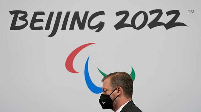 "Im Moment braucht die Welt Zeichen. Und wir wollen solche Zeichen setzen", sagt IPC-Präsident Andrew Parsons.
