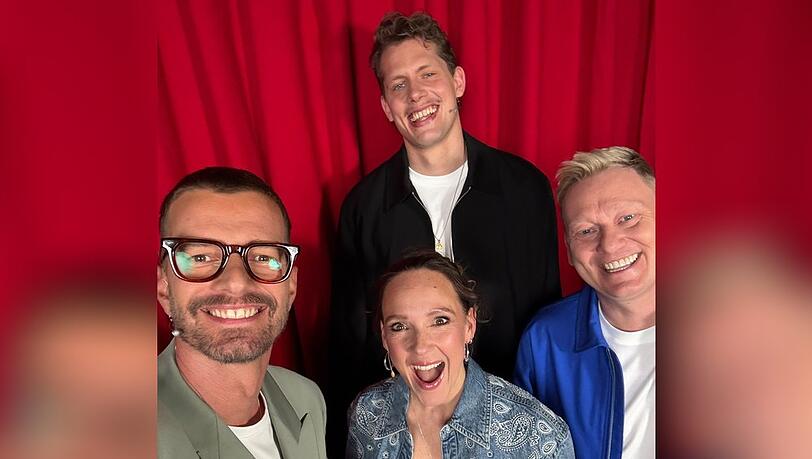 Die Dreharbeiten laufen: Carolin Kebekus, Jens Knossalla und Moritz Wagner treten bei "Wer stiehlt mir die Show?" gegen Joko Winterscheidt an. Die Dreharbeiten laufen: Carolin Kebekus, Jens Knossalla und Moritz Wagner treten bei "Wer stiehlt mir die Show?" gegen Joko Winterscheidt an.
