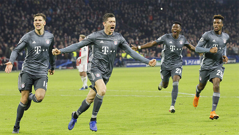 In der Champions-League-Auslosung in Topf 1: Robert Lewandowski (Mi.) und die Bayern. In der Champions-League-Auslosung in Topf 1: Robert Lewandowski (Mi.) und die Bayern.