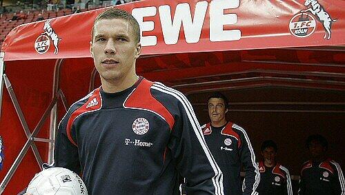 Für seine Rückkehr wird gesammelt in Köln: Lukas Podolski. Für seine Rückkehr wird gesammelt in Köln: Lukas Podolski.