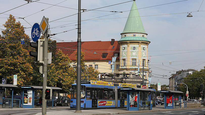 Verkehrsknoten: Am Stiglmaierplatz halten Tram und U-Bahnen.