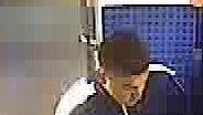Mit diesen Fotos fahndet die Bundespolizei nach dem Dieb. Mit diesen Fotos fahndet die Bundespolizei nach dem Dieb.