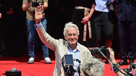 Auch der US-Schauspieler und Produzent Michael Douglas gab sich in diesem Jahr beim Karlsbader Filmfestival die Ehre. (Archivbild)