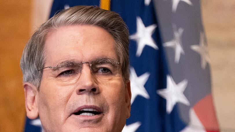 US-Finanzminister Bessent hat Details des US-"Wirtschaftskriegs" gegen den Iran bekanntgegeben. (Archivfoto) US-Finanzminister Bessent hat Details des US-"Wirtschaftskriegs" gegen den Iran bekanntgegeben. (Archivfoto)