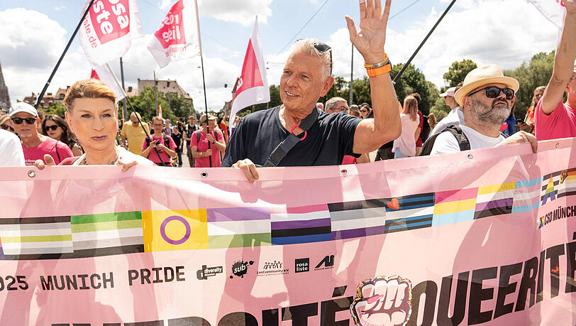 Dieter Reiter f&uuml;hrt seit Jahren den CSD-Umzug in der ersten Reihe an.