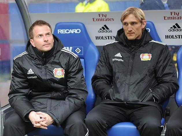 Gehen ab dem Sommer nach gut einem Jahr Zusammenarbeit wieder getrennte Wege: Leverkusens Trainerduo Sascha Lewandowski (l.) und Sami Hyypiä.