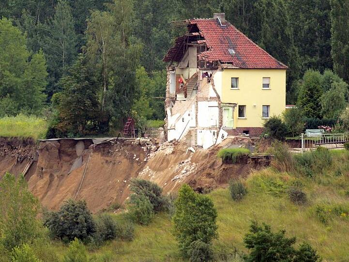 Reste eines Wohnhauses