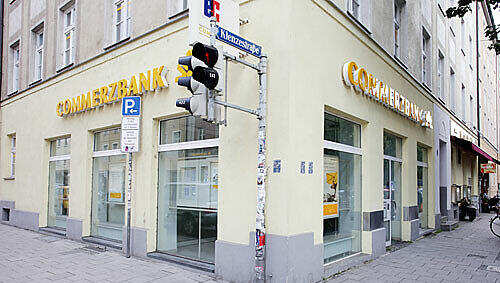 Diese Commerzbank-Filiale in der Klenzestraße wurde überfallen Diese Commerzbank-Filiale in der Klenzestraße wurde überfallen