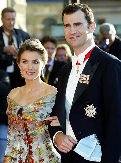 DIE SCHÖNE LETIZIA: Spaniens Kronprinz Felipe und Letizia Ortiz. Der 35-jährige Thronfolger und seine 31 Jahre alte Verlobte heirateten in der Almudena-Kathedrale der spanischen Hauptstadt Madrid.