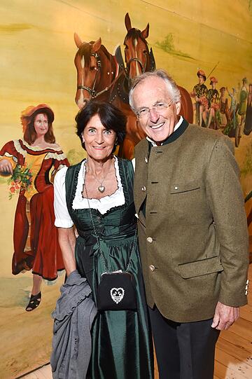 Der Unternehmer Robert Salzl kam in Begleitung seiner Frau Heli.