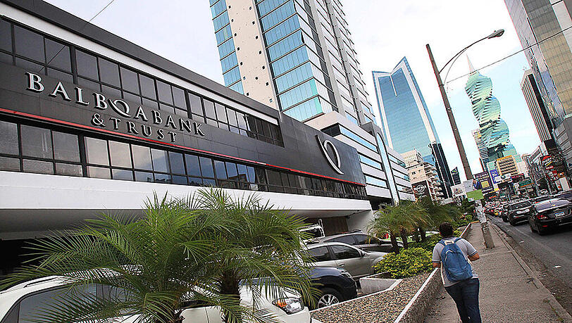Die Balboa Bank in Panama wird auf Geldwäsche untersucht. Das US-Finanzministerium hatte die Bank sowie die Grupo Waked und weitere Unternehmen auf die schwarze Liste gesetzt. Foto: Alejandro Bolivar