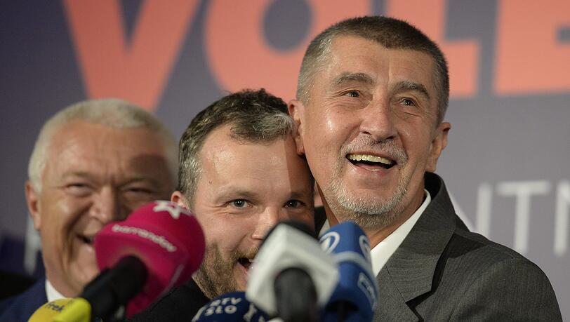 Der umstrittene Populist Andrej Babis ist klarer Sieger der Parlamentswahl in Tschechien. Der umstrittene Populist Andrej Babis ist klarer Sieger der Parlamentswahl in Tschechien.