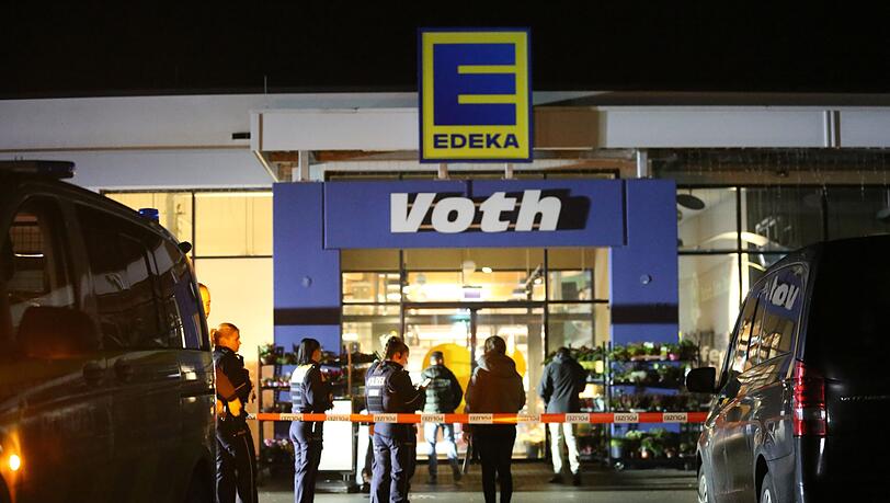 Die Hintergründe des tödlichen Streits waren zunächst unklar.