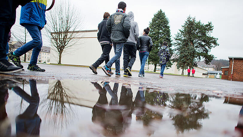 Insgesamt kamen im Januar knapp 64.000 Flüchtlinge nach Bayern. (Archivbild) Insgesamt kamen im Januar knapp 64.000 Flüchtlinge nach Bayern. (Archivbild)