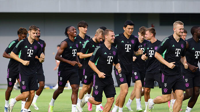 Wieder zu Hause: Die FC-Bayern-Stars haben ihre Asien-Reise beendet.